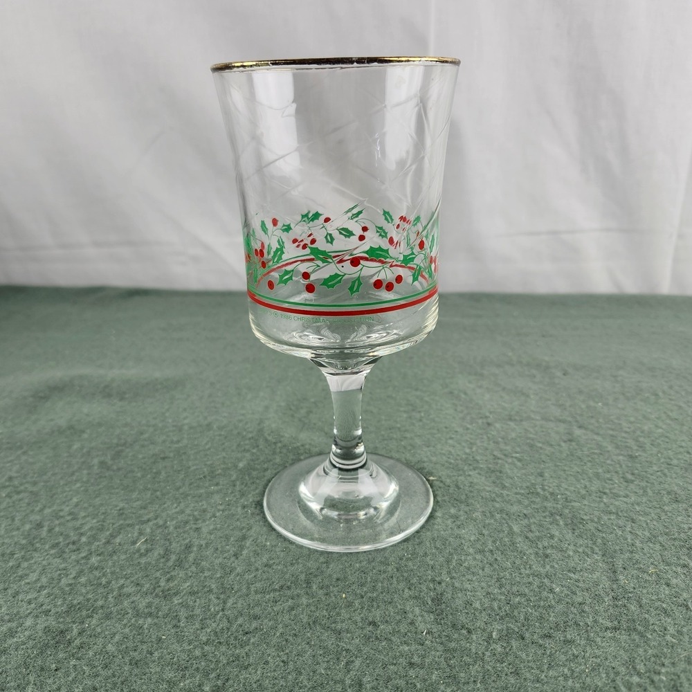 Vintage Arby's Holly Berry‎ Stemmed Wine Glasses Christmas Holiday 1986